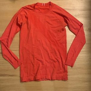Tracksmith Brighton Merino Baselayer, Women’s Size Small, in Flame